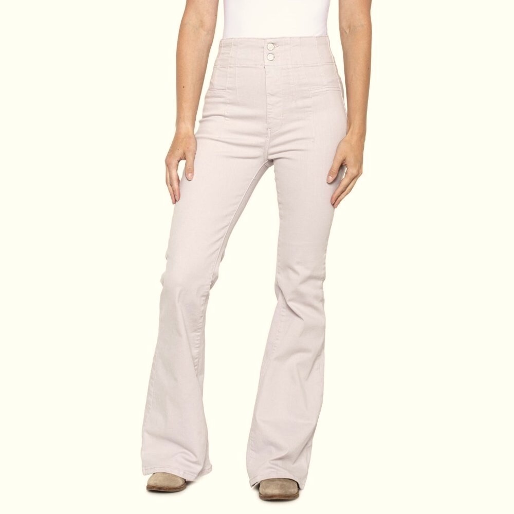 NWT Free People Jayde Flare Jeans in mushroom 492sn - Picture 2 of 10